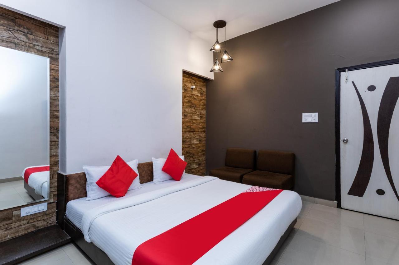 Oyo 75956 Hotel Grand Rourkela Exterior photo