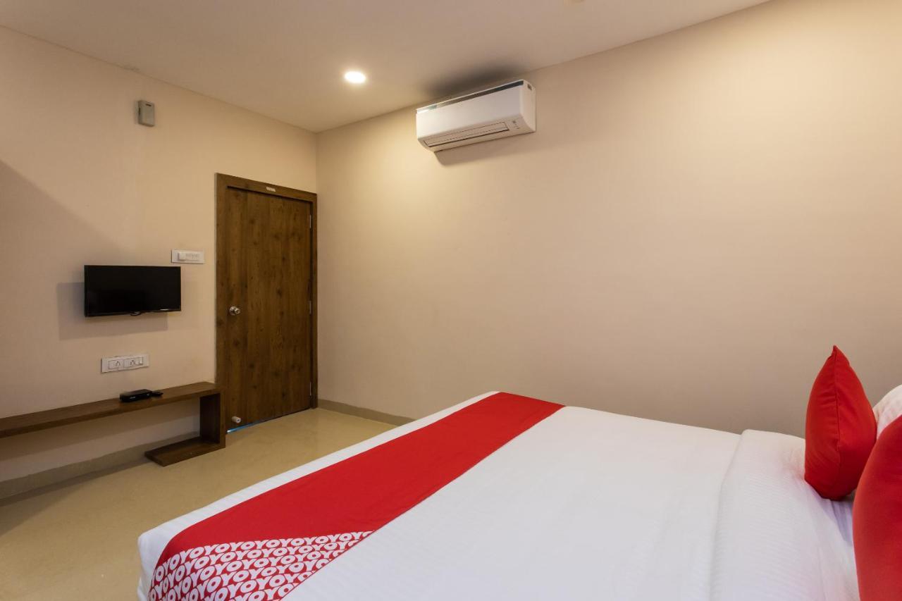 Oyo 75956 Hotel Grand Rourkela Exterior photo